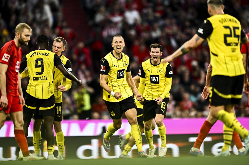 队对抗中 队对抗中